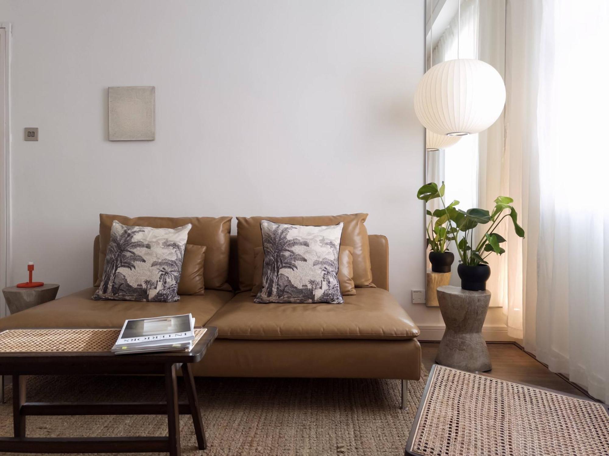 Tranquil Oasis W 100Inch Cinema & Hammock, By The Design Traveller Apartman London Kültér fotó