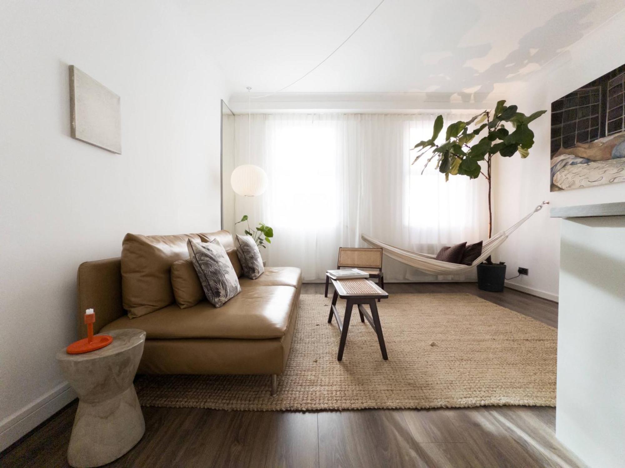 Tranquil Oasis W 100Inch Cinema & Hammock, By The Design Traveller Apartman London Kültér fotó