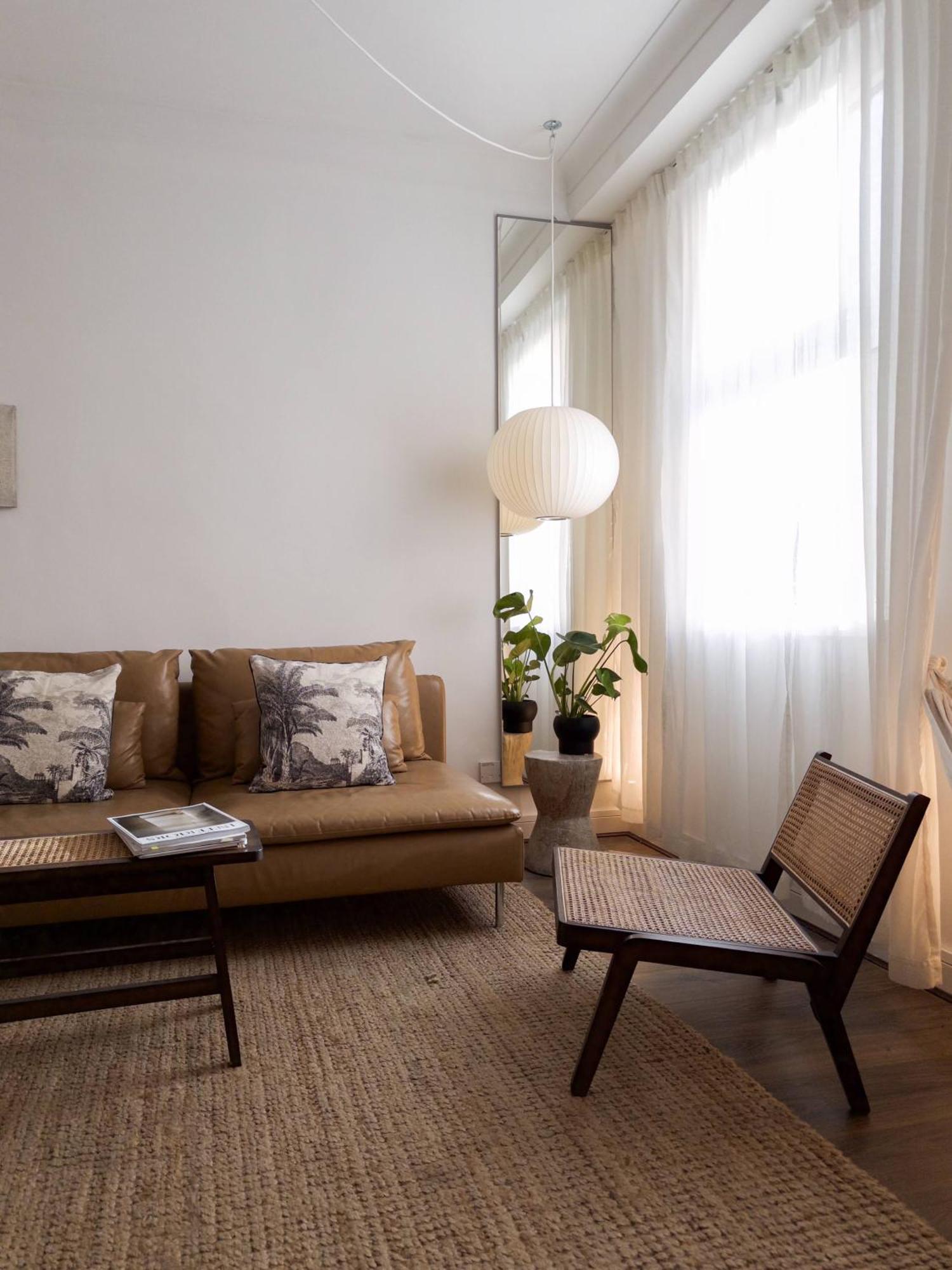 Tranquil Oasis W 100Inch Cinema & Hammock, By The Design Traveller Apartman London Kültér fotó
