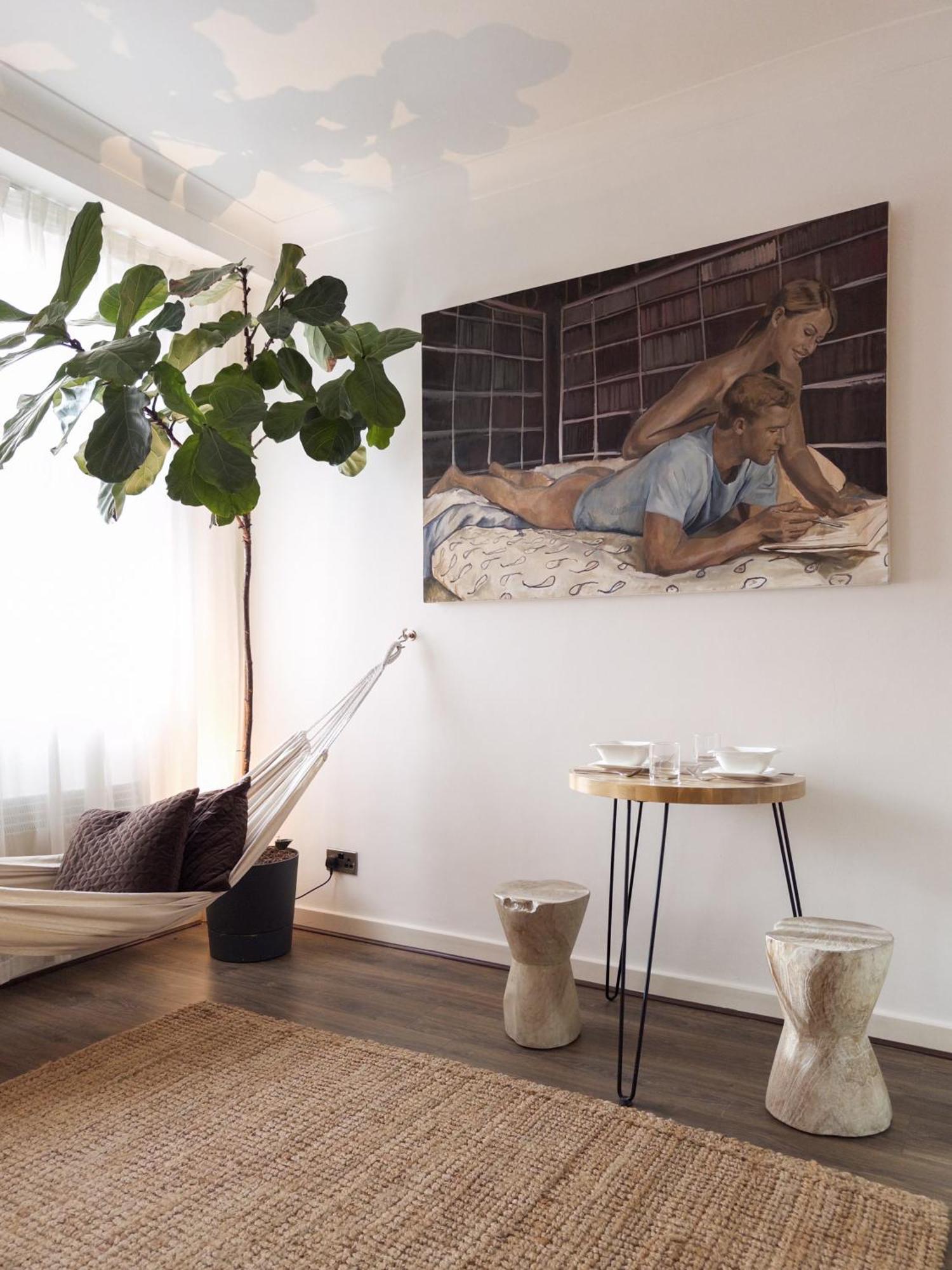 Tranquil Oasis W 100Inch Cinema & Hammock, By The Design Traveller Apartman London Kültér fotó